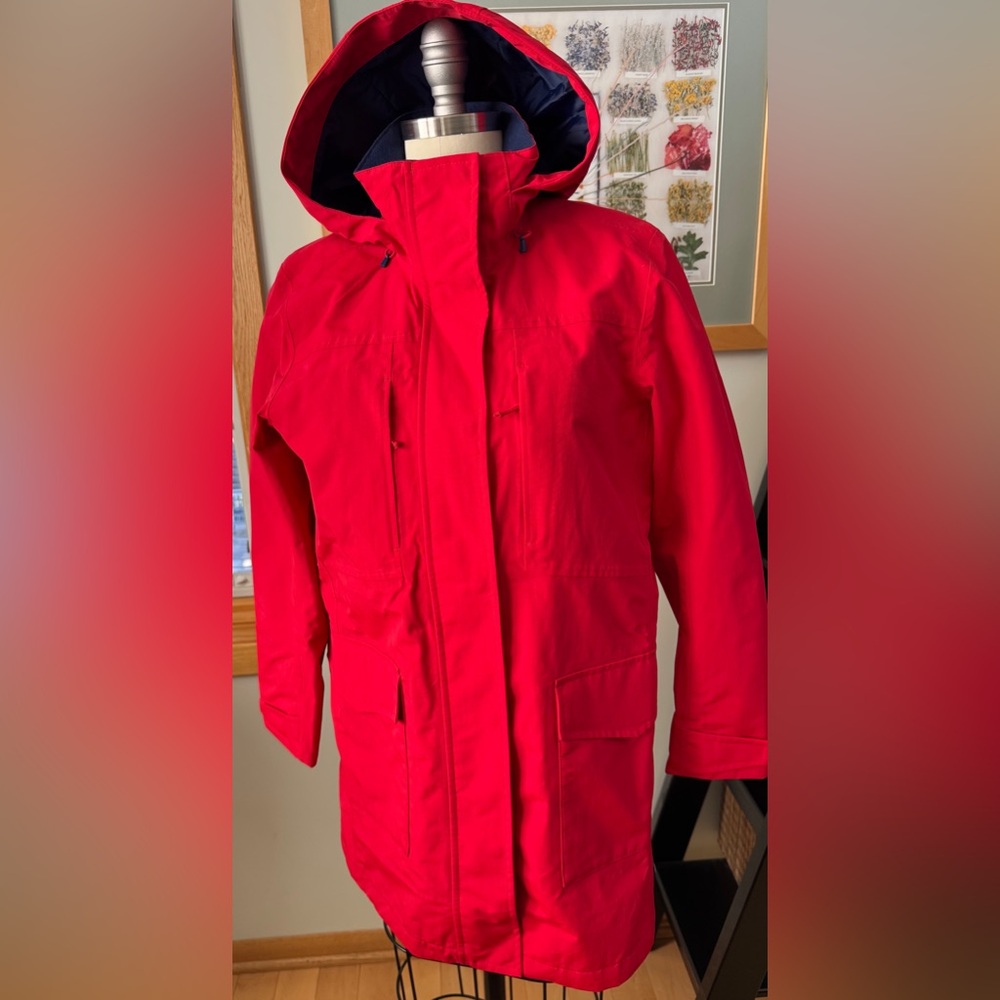 LANDS END Squall Waterproof Rain
Jacket Womens Small Red Hooded Zip
Fleece Lined